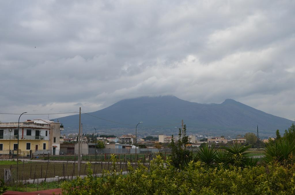 Michelangelo'S Home Pompei Exterior photo